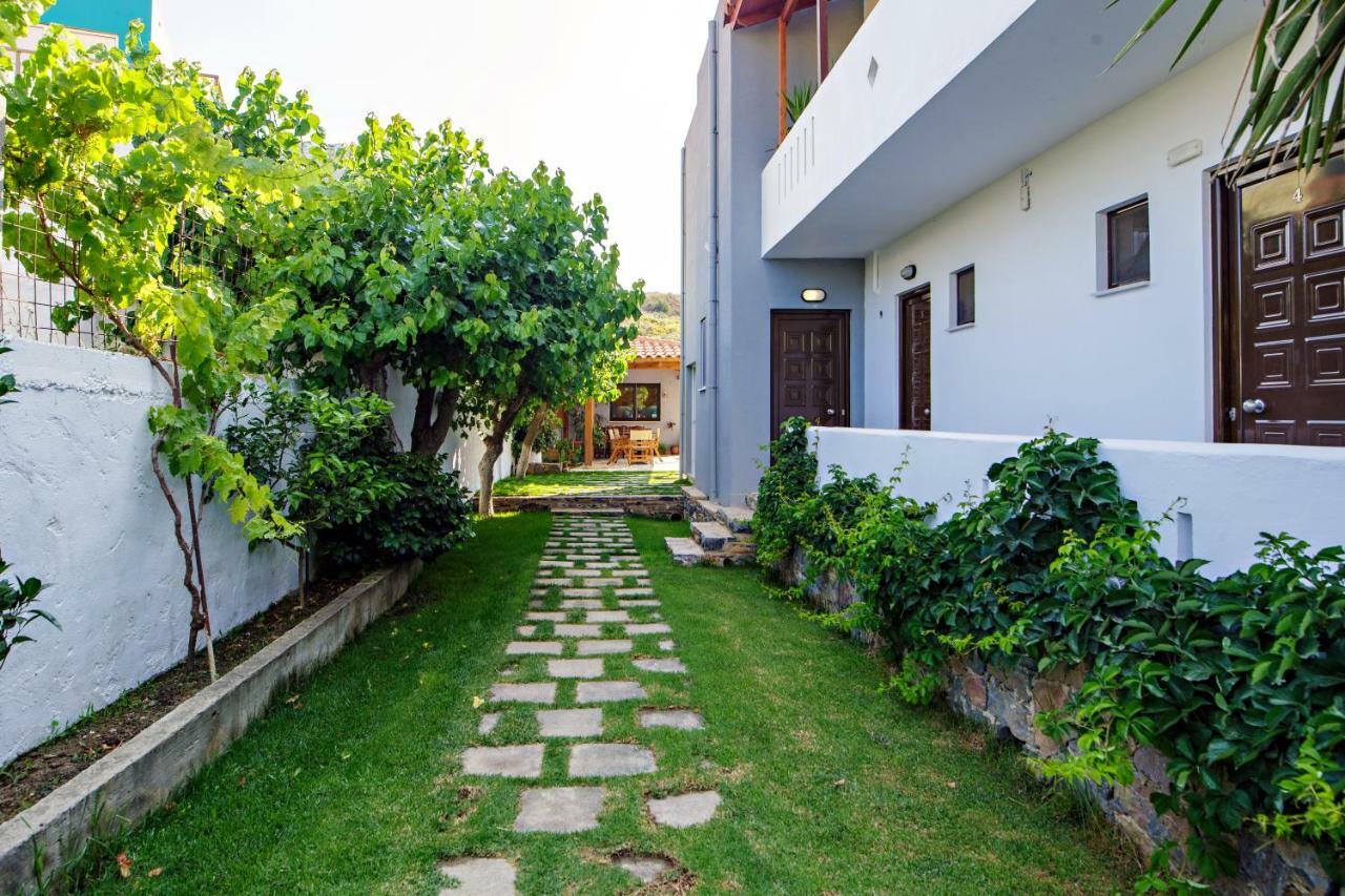 Irida Guesthouse By The Pool Plakias Esterno foto